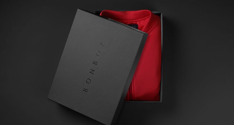 custom apparel packaging boxes