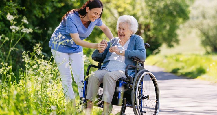 Top-Features-To-Look-For-In-An-Assisted-Living-Facility-2