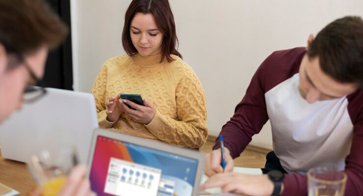 classmates-having-lunch-together-group-study_23-2149211129