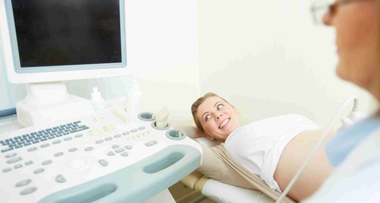 happy-woman-ultrasound_11zon